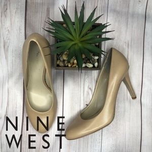 Nine West Cream Heels Size 8